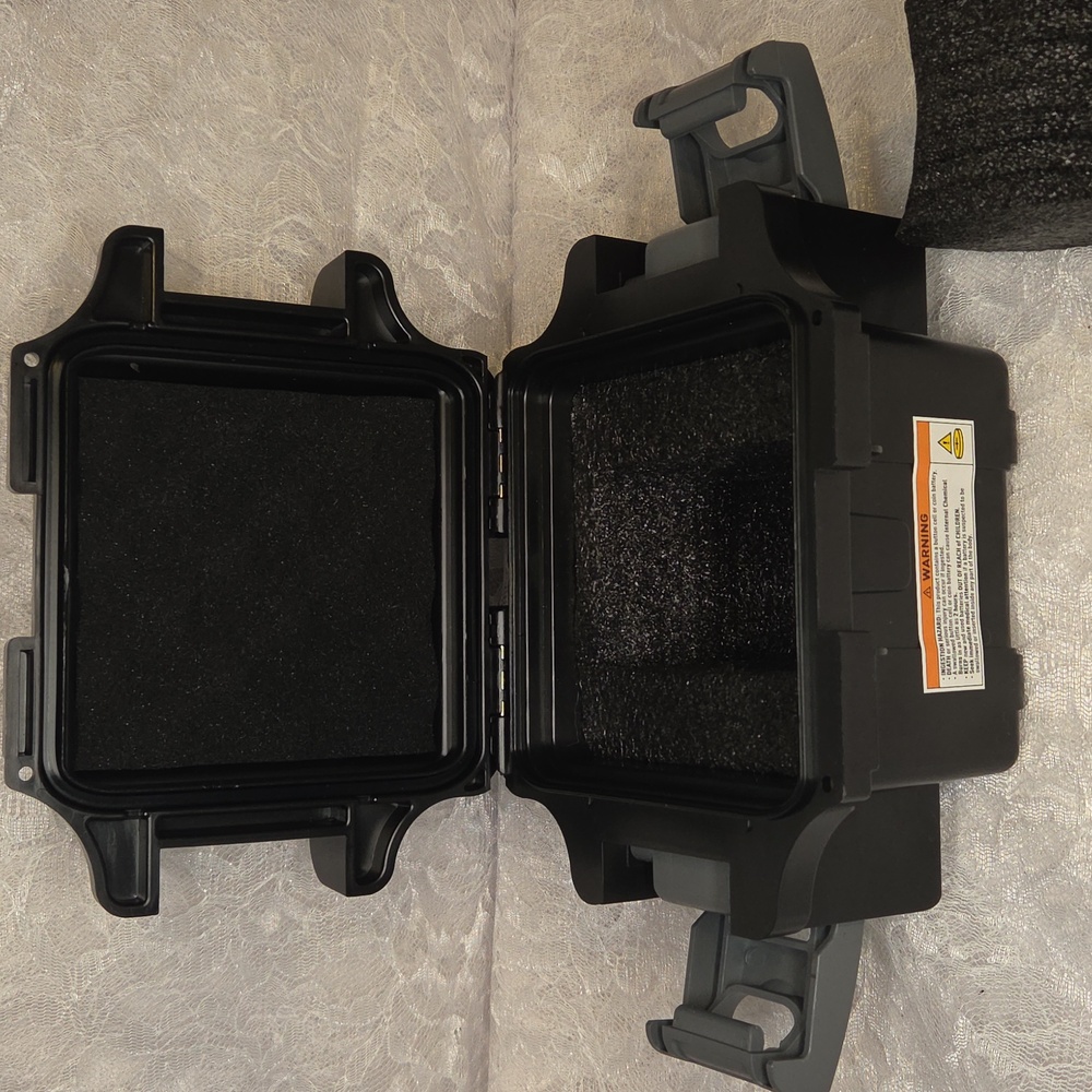 Invicta: Watch Case - Picture 8 of 8